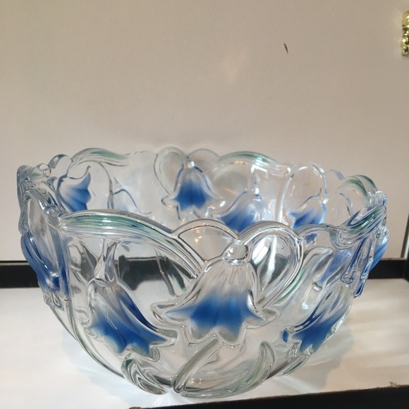 Mikasa Crystal Bluebells Glass Bowl - Picture 15 of 15